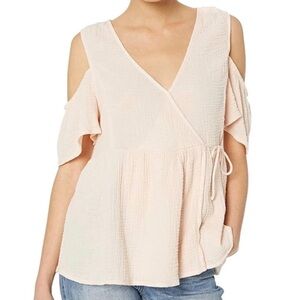 Lucky Brand Cold Shoulder Crinkle Cotton Top M Peach